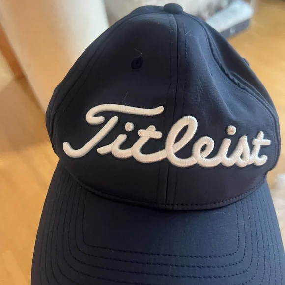 Titlest Hat! - Picture 5 of 5